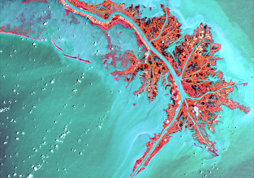 blue-and-white-water-wave-tbwz4f-o8aw